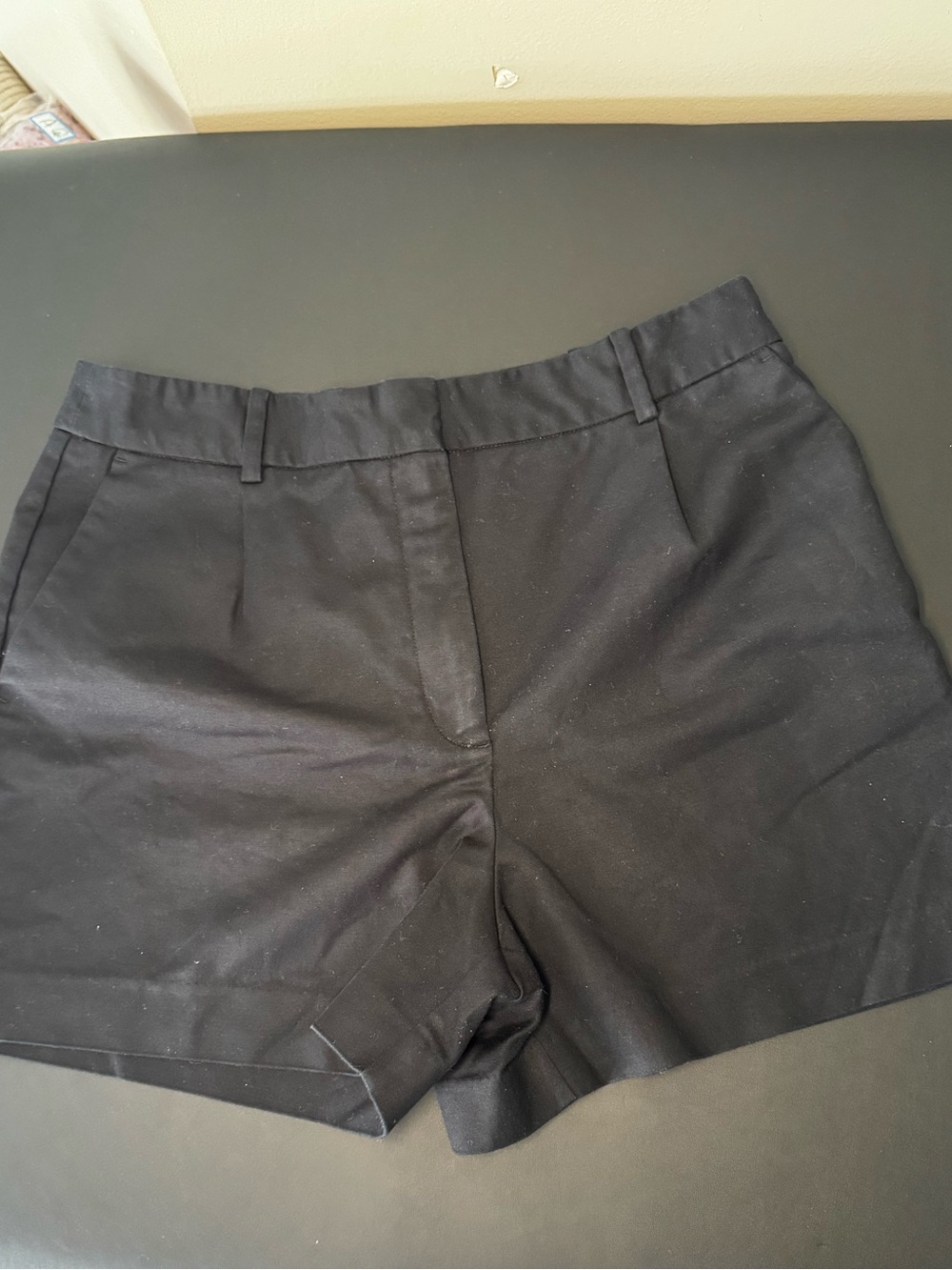 ZARA Women's Black Chino Shorts Cotton Stretch Pockets Regular Fit Size L